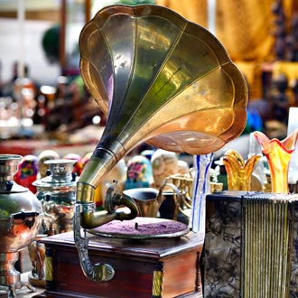 Seattle Antiques Market